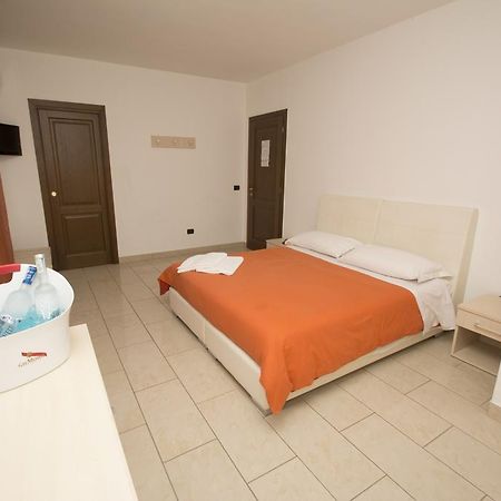 Twin Towers Rooms Lecce Luaran gambar